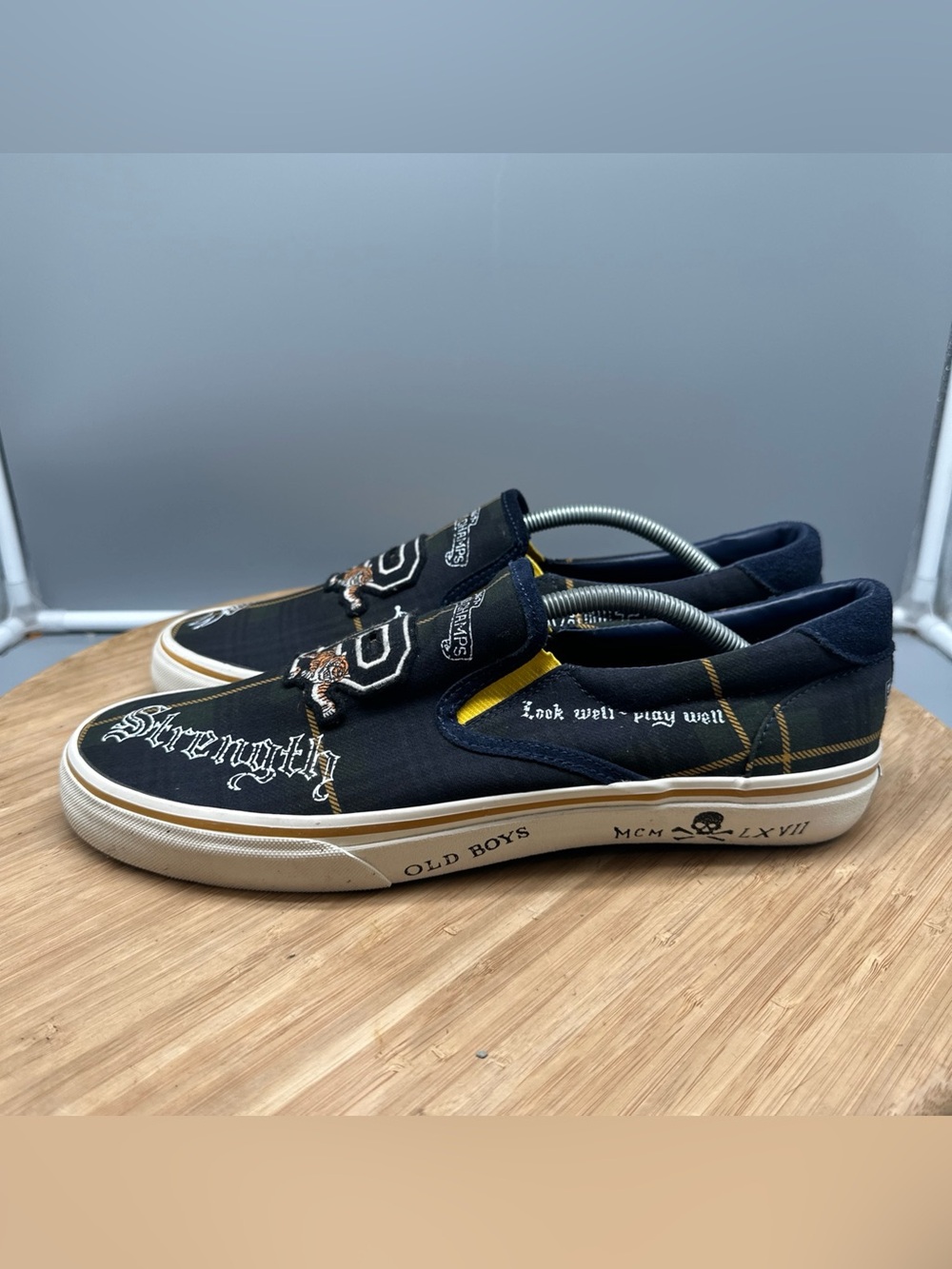 Polo Ralph Lauren Thompson III Mens Size 11 Tiger‎ Patch Rugby Slip On Shoes